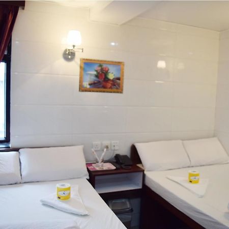 Om Guest House Hong Kong Room photo